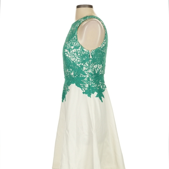 Anthropologie Moulinette Soeurs Cocktail Aplique A Line Fit & Flare Dress Size 8 - Picture 5 of 10